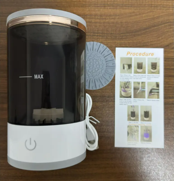 Limpiador Automático Recargable para Brochas de Maquillaje